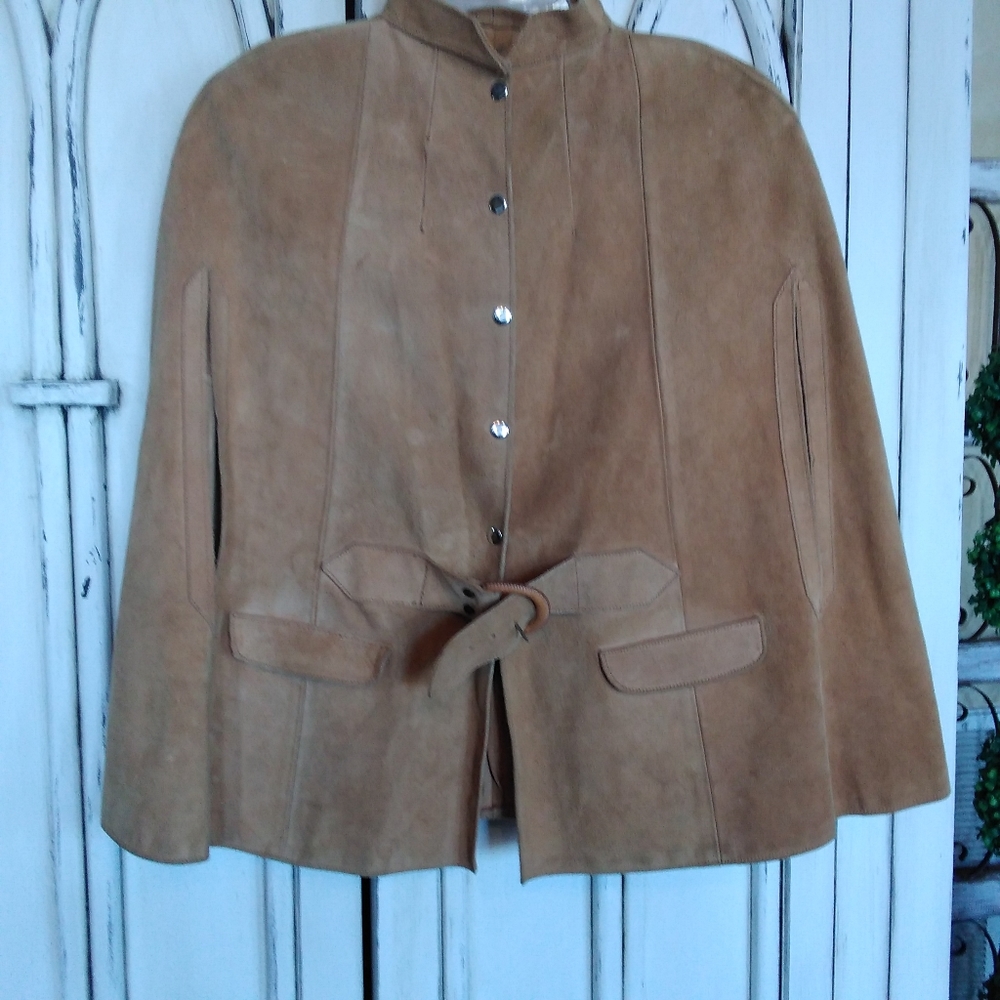 Suede cape - Picture 6 of 7